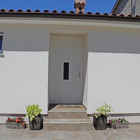 Guest House Ada Galižana Kültér fotó